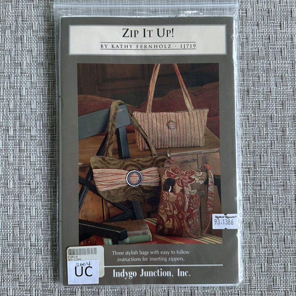 Indygo Junction Pattern Zip It Up! 3 Bags Purses With Zipper Tops UNCUT